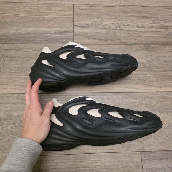 Adidas Mens Originals AdiFom Q Legend Ink Shoes Casual Athletic Sneakers HQ4324 - Picture 2 of 6